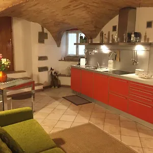 Via Alessi Appartamento